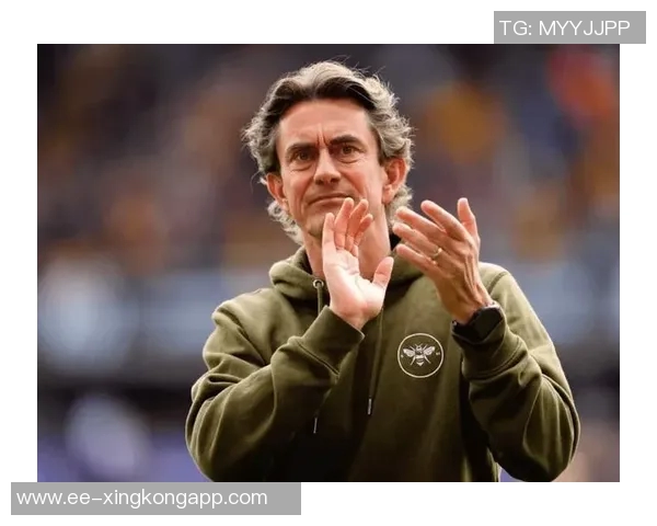 弗兰克谈定位球重要性并透露联赛杯将进行阵容轮换策略